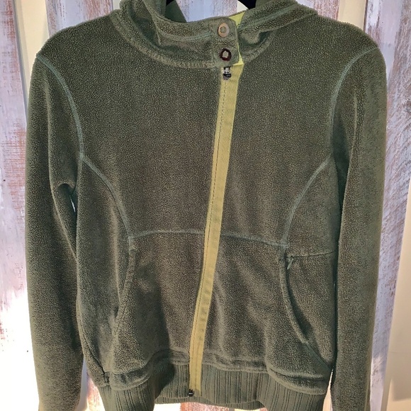 4/$30 Horny Toad Green Zip Up Sweatshirt - Picture 5 of 5